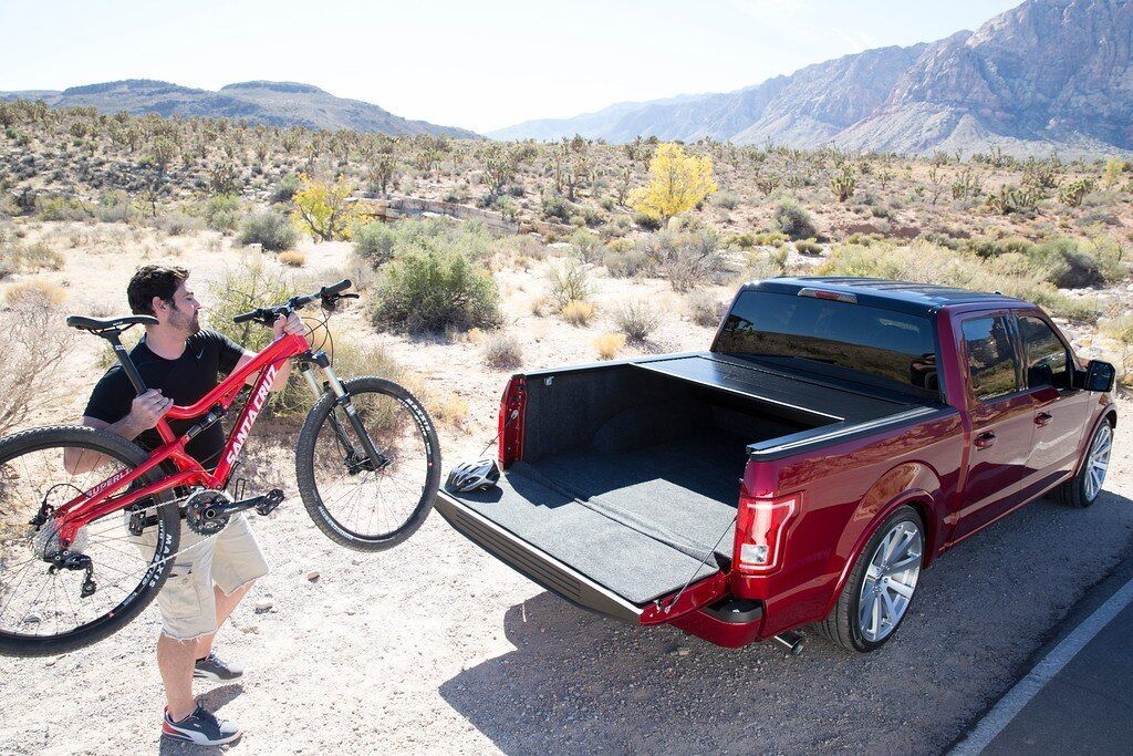Pickup truck equipped with Pace Edwards retractable tonneau cover