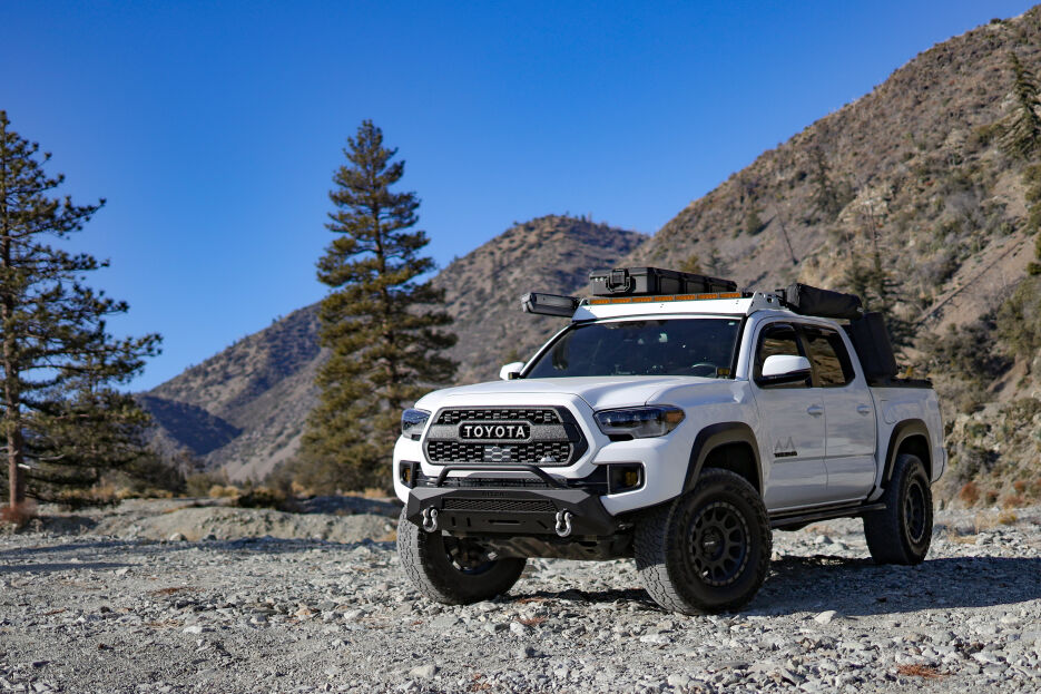 AATATTA01A101-BX_Attica-Tacoma_Apex-Series_Stealth-Front-Bumper_WB_02.jpg