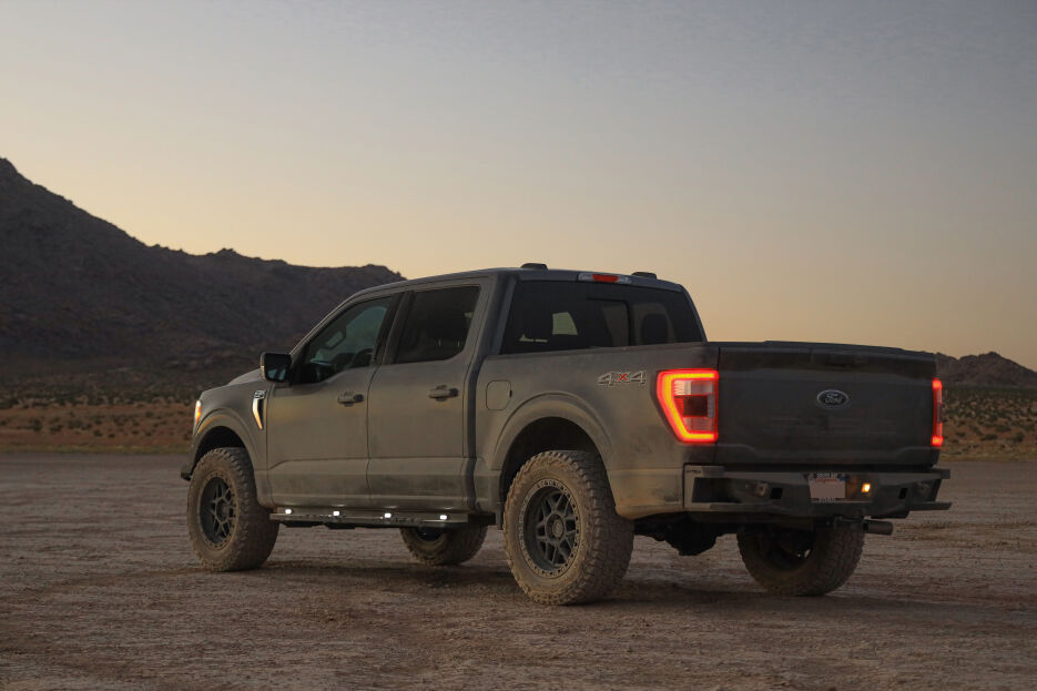 AATATTF102C105-BX_Attica-4x4_Lifestyle_04.jpg