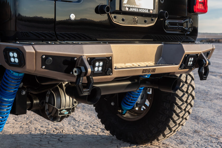 BDY56222T_2018-2024_Jeep_JL_01.jpg