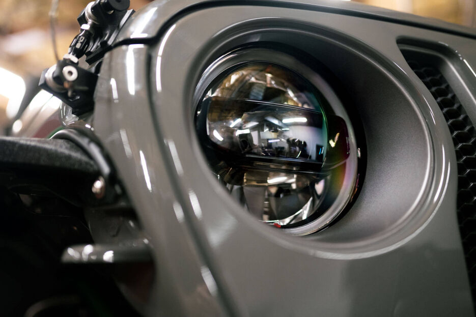 DVEHLCJL-02_On-Vehicle-(9).jpg