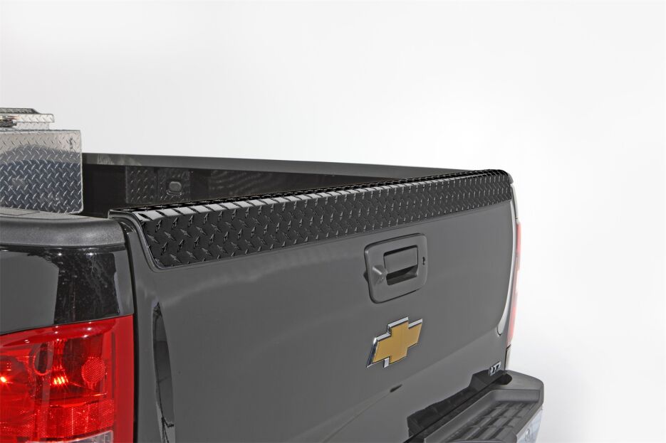 DZEBedPro-TGP-BlackTread-Lifestyle.jpg