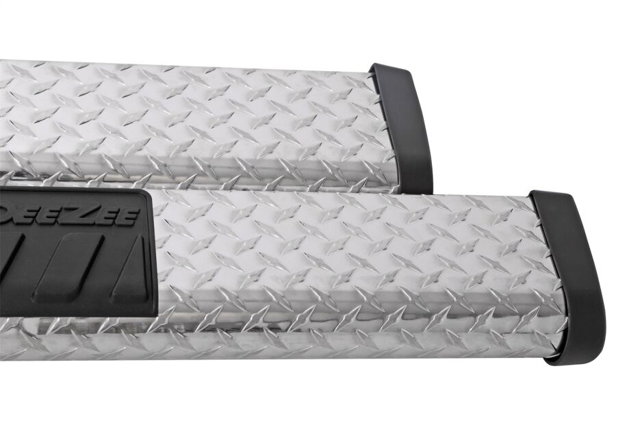 DZESteps-NB-6in-BriteTread-Details-02.jpg