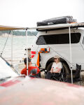 LEER-100R-Ford-F150-2013-white-lifestyle-41.jpg