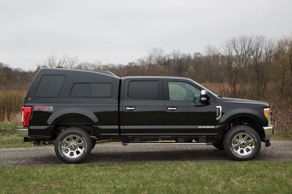 Leer-122-FO-F250-2017-Black-PS-Profile-FallTrees.jpg