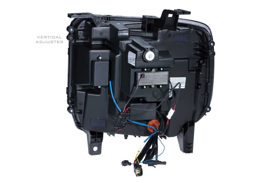 MML41248.GMC_Sierra_1418_XB_LED_Headlights.100.jpg