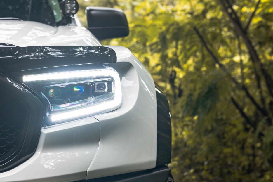 MML61696.19_Ford_Ranger_XB_LED_Headlights.110.jpg