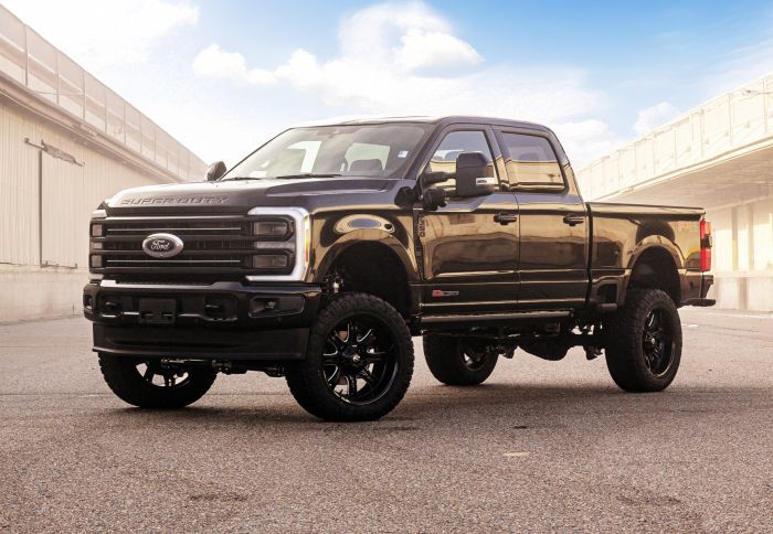 RDY2025-ford-super-duty-max3.jpg