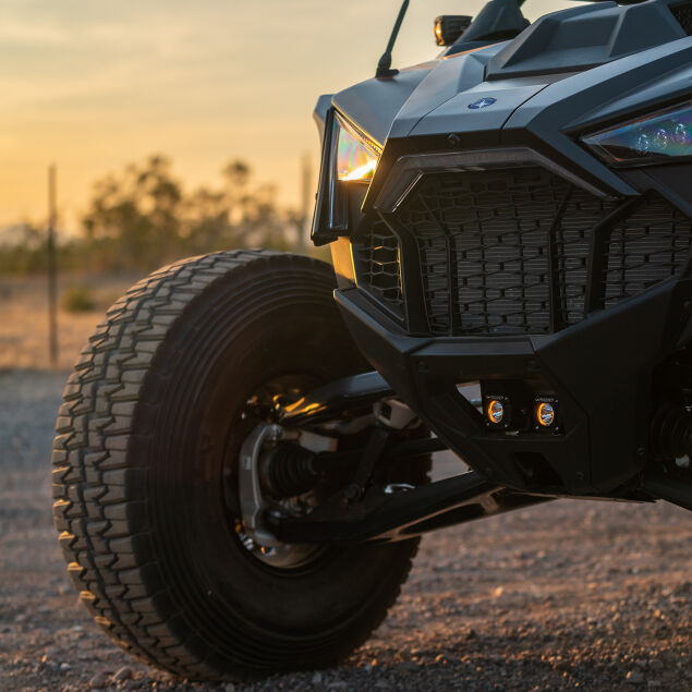 RIG41669-Polaris-Revolve-Grille-Lifestyle-02.jpg