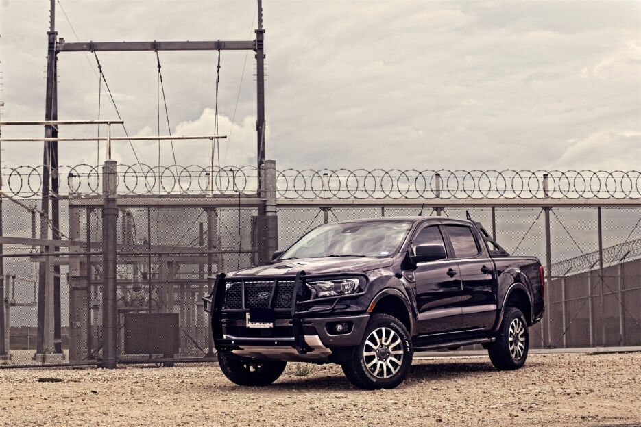 RNHGGF19MBL1_2019-2021_Ford2019-2021Ranger_Grilleguards_2.jpg