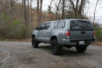 SnugTop-Rebel-Toyota-tacoma-2021-gray-lifestyle-2.jpg