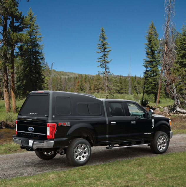 TClassFO-F250-2015-Blck-Rr-Pa-Forest-(1).jpg
