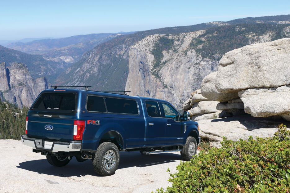 ULtra-FO-F350-2015-Blue-Rr-Pa-Canyon.jpg
