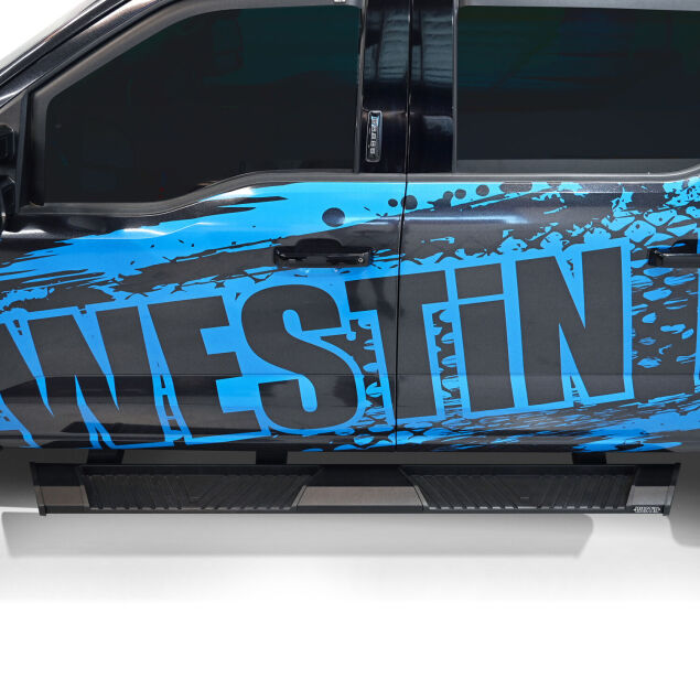 WES24-63945_p03_3.jpg