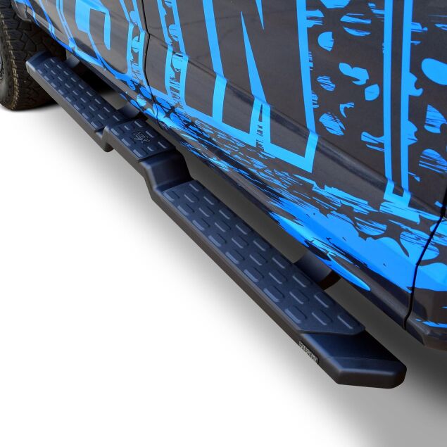 WES55-32375_p03_2.jpg