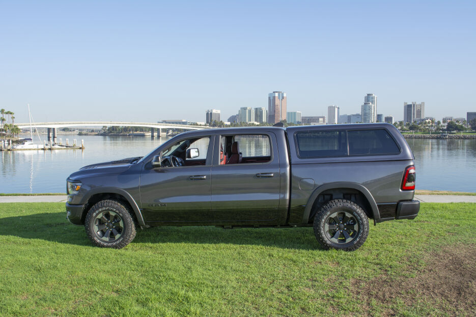 XV-RAM-2020-Silver-Prfl-Drvr-Bay.jpg