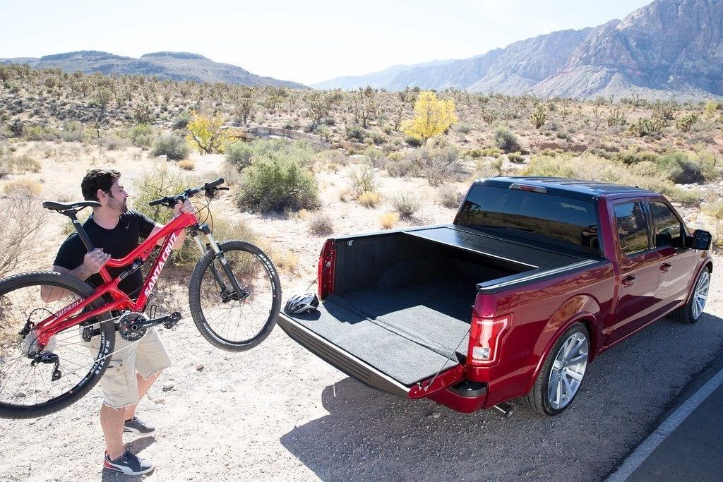 Pace Edwards BedLocker Retractable Tonneau Cover