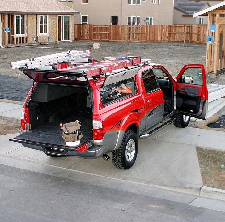 LEER fiberglass truck cap for contractor and work truck storage