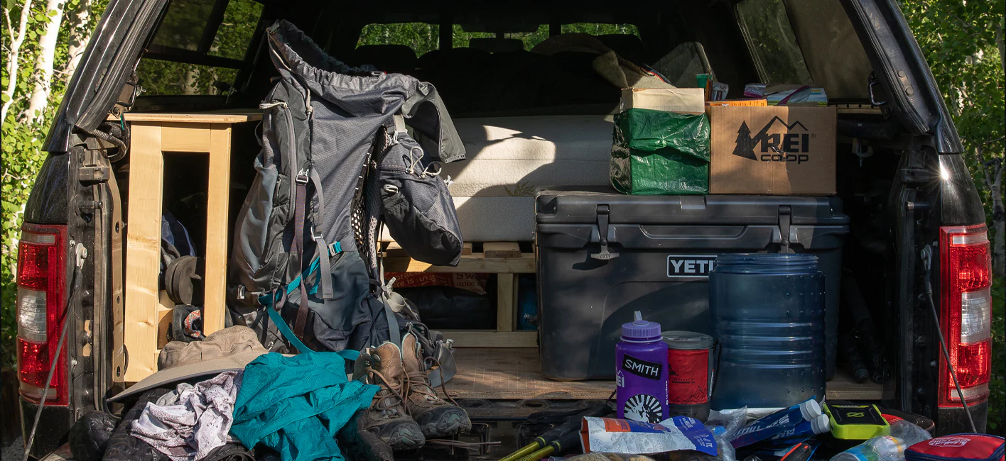 LEER Truck Cap storage capability