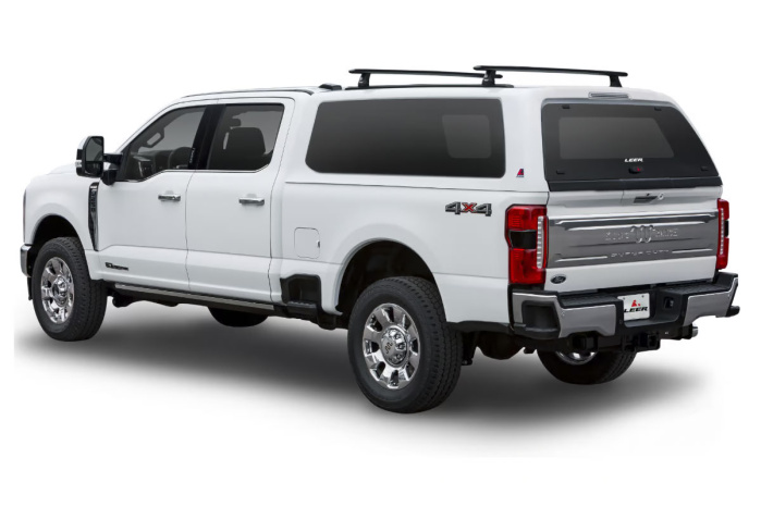 LEER 100XQ truck cap